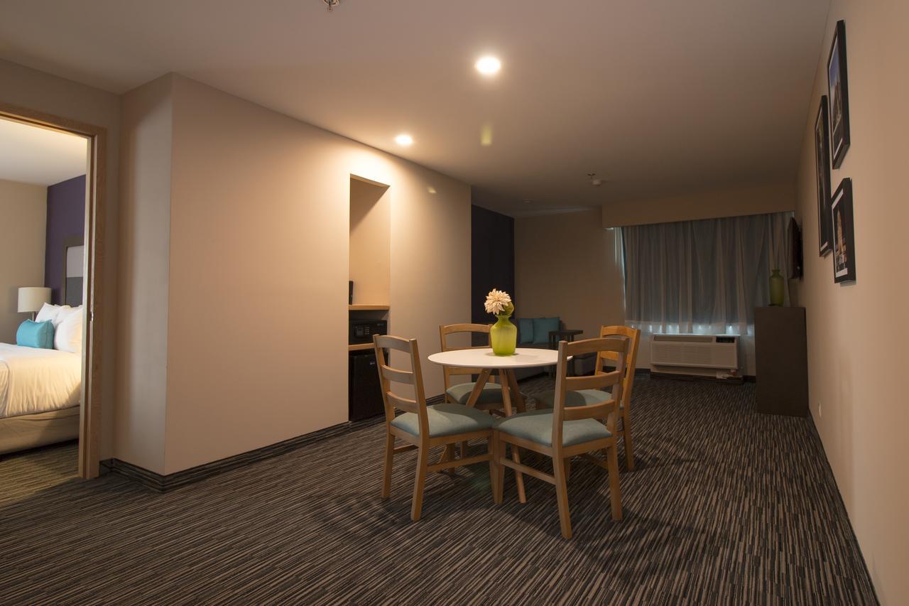 Chn Hotel Monterrey Aeropuerto, Trademark By Wyndham Apodaca Exteriör bild